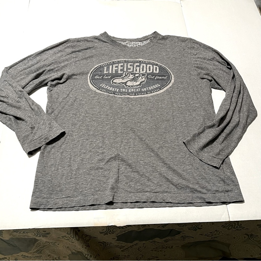 Life Is Good Get‎ Lost Get Found Mens Medium Grey Gray Long Sleeve Shirt *FLAW